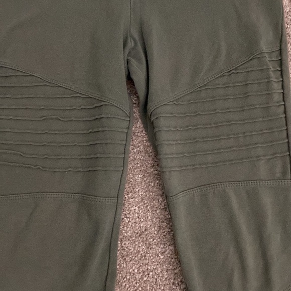 GREEN GIRLS LEGGINGS - Picture 2 of 5